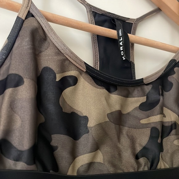 Moral Sports Bra in camo - Picture 5 of 6